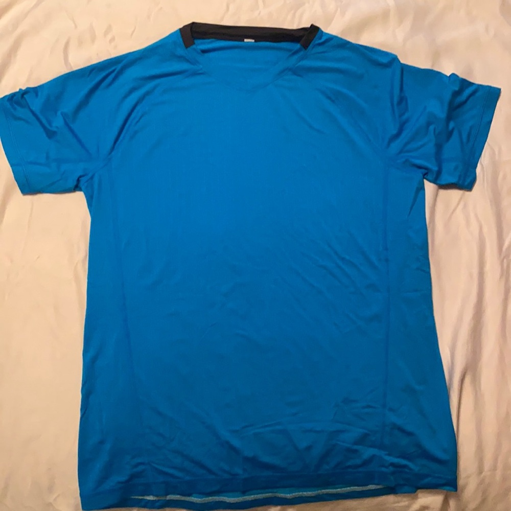 Men’s Lululemon T Shirt